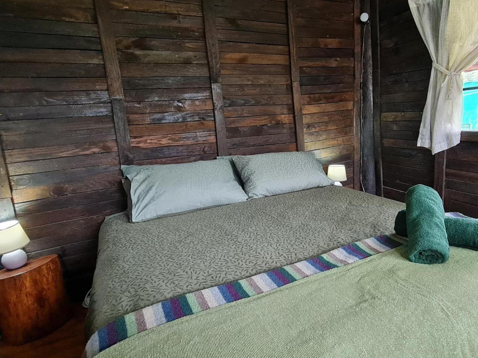 Tsitsikamma Wolf Sanctuary Eco Cabins & Teepees ستورمزريفير الغرفة الصورة